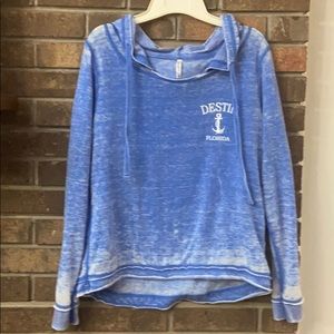 Hooded thin sweatshirt